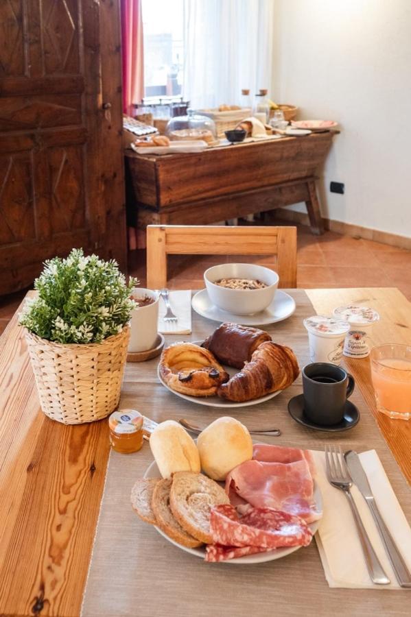 Residence Cascina Genzianella ウルクス エクステリア 写真