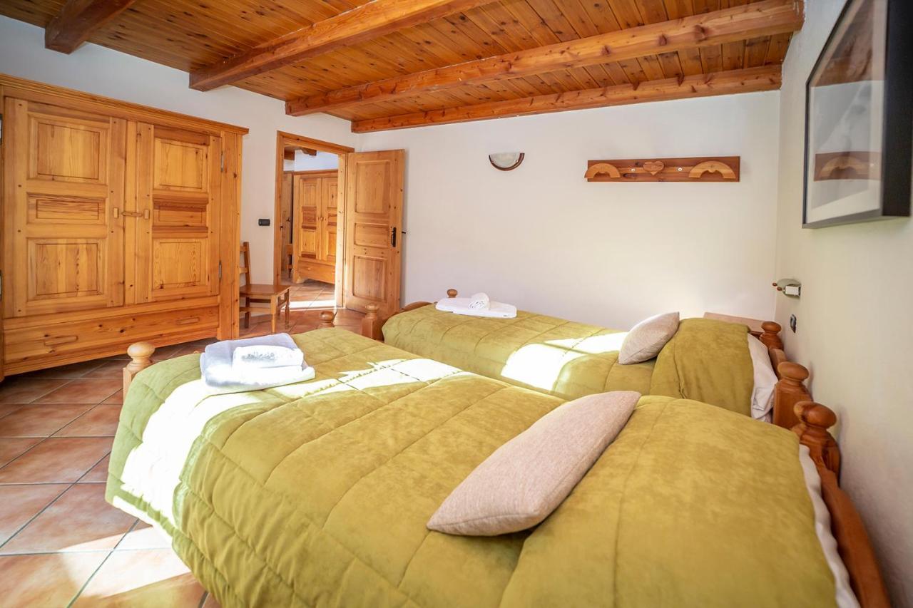 Residence Cascina Genzianella ウルクス エクステリア 写真